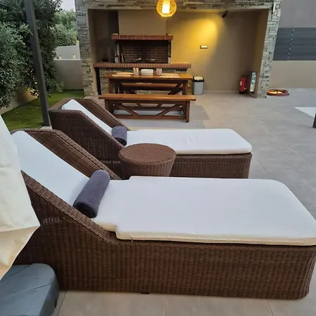 Villa Aguacate Glafki With Heated Private Swimming Pool