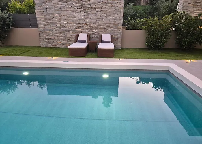 Aguacate Glafki With Heated Private Swimming Pool Villa *