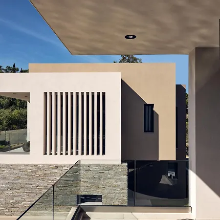 Aguacate Glafki With Heated Private Swimming Pool וילה